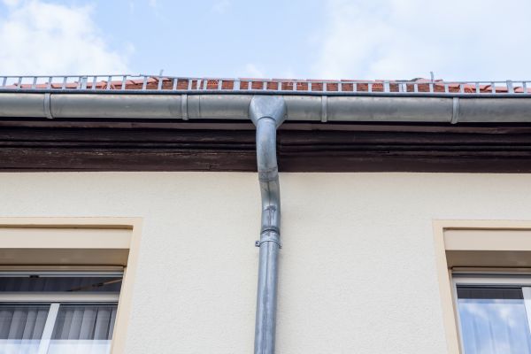 Cost of Commercial Gutter Maintenance in Maryville